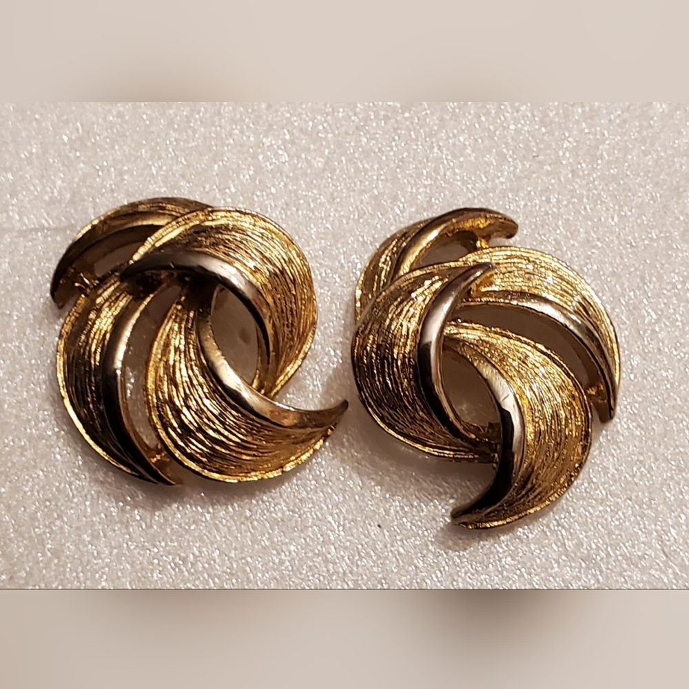 Vintage GIVENCHY Paris New York Gold Tone Earrings